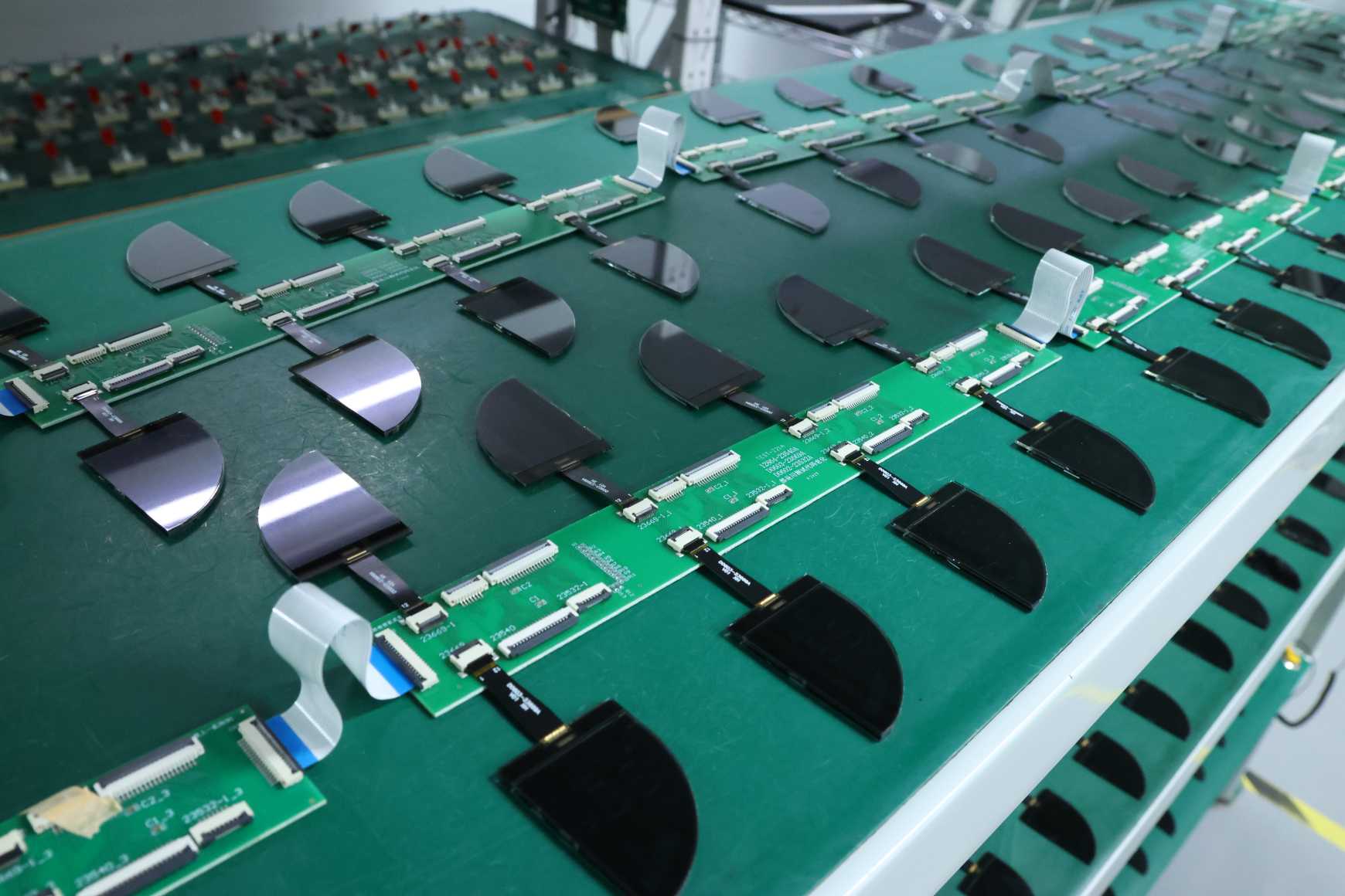 Integrasi Silang Industri Teknologi Paparan Menonjolkan Pasaran Seratus Billion-Dolar, Pengilang LCD China Race untuk merampas Trek Penyesuaian